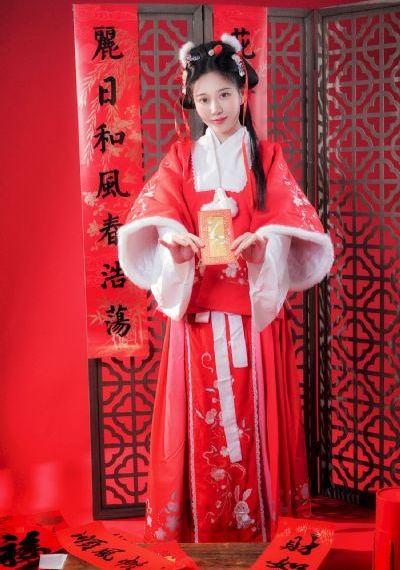 久久夏同学国产免费观看_4K电影完整版在线观看