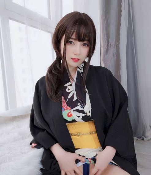 摄影师玩弄新婚少妇_高清神马影院手机在线