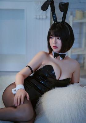 女虐女酸臭脚调教_DVD在线播放观看